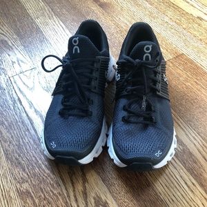 black women's on cloud sneakers tennis shoes switz